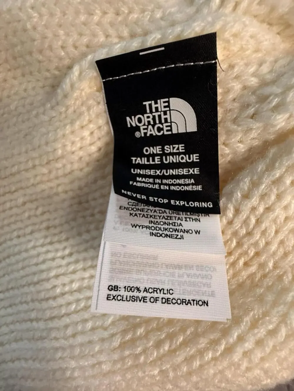 The North Face Cream Cable Knit Beanie Hat‎ Fleece Lined One Size-perfect cond